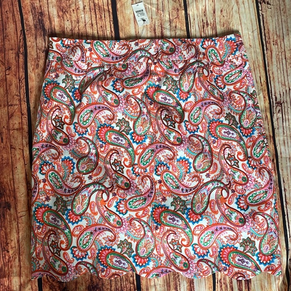 Talbots scalloped paisley print skirt -NEW - Picture 3 of 6